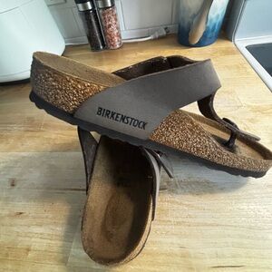 Birkenstock Taupe Thong Sandals. Worn twice !